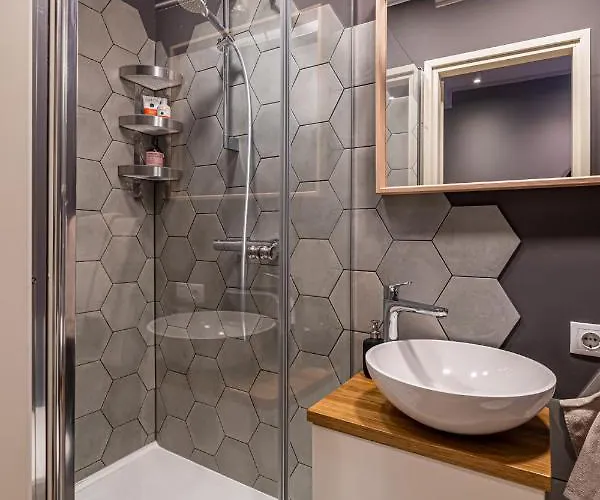 Apartment Cosy With River View Riga